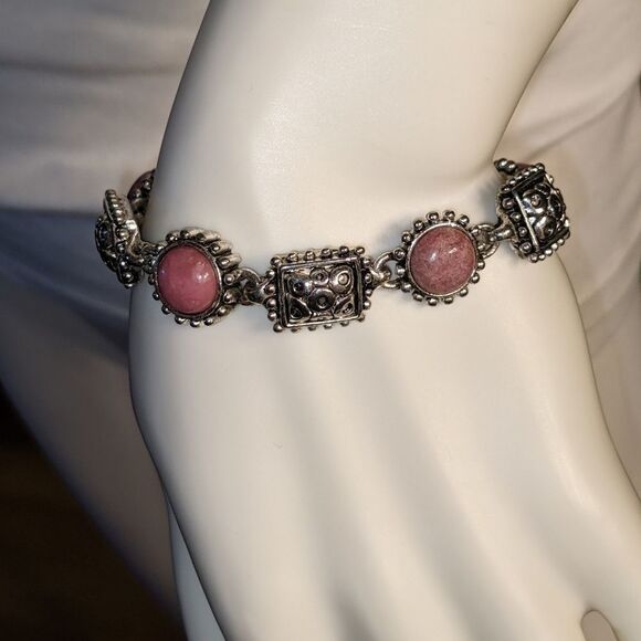 Pink marbled stone silvertone  bracelet - Picture 2 of 5